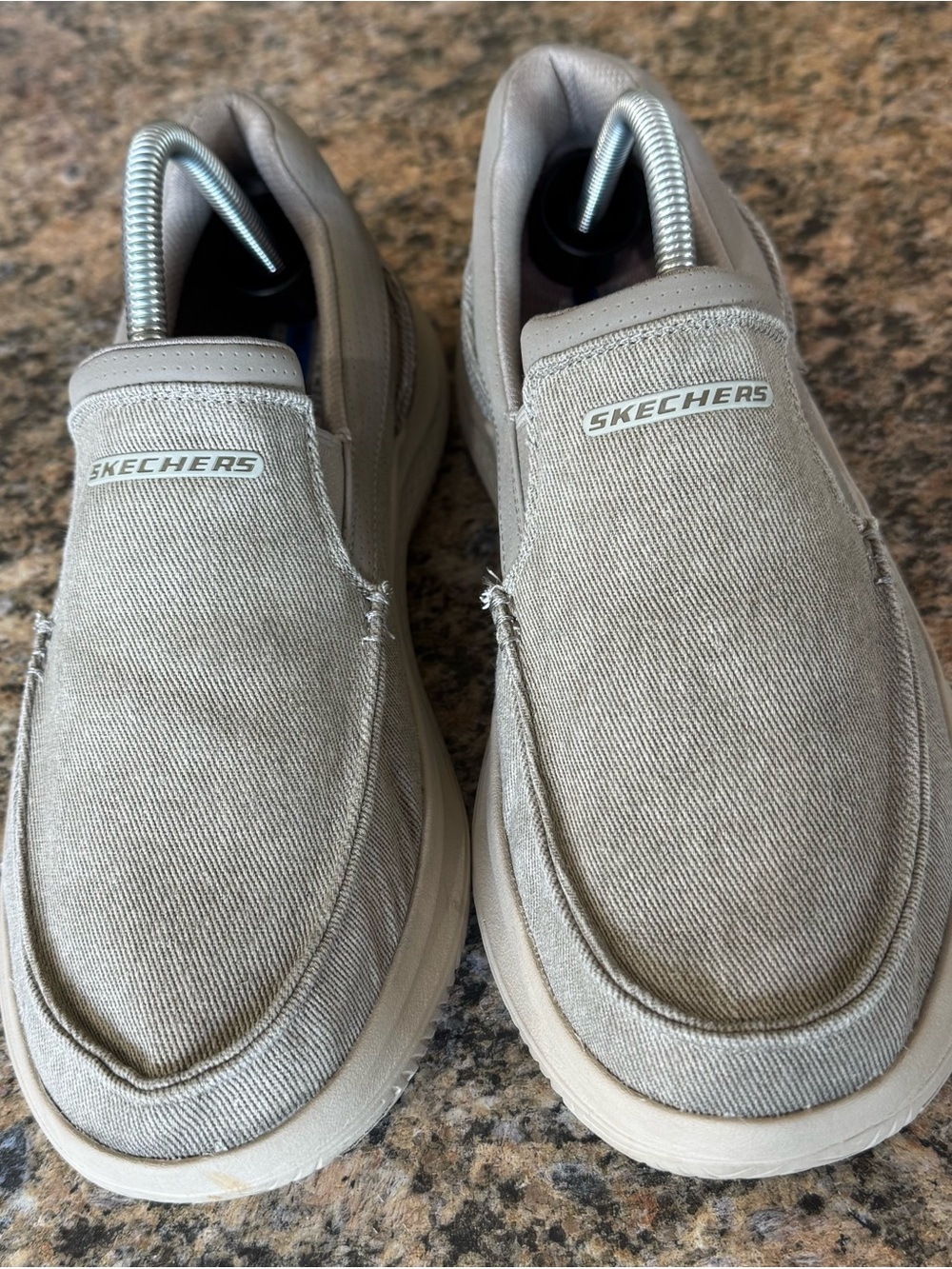 Skechers Hasting Marco Men's Size 9 Gray/white Slip On Sneakers Loafer Shoes - Picture 2 of 10